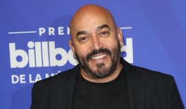 HIja de Lupillo Rivera confiesa la verdad sobre la relación de su papá con Belinda.